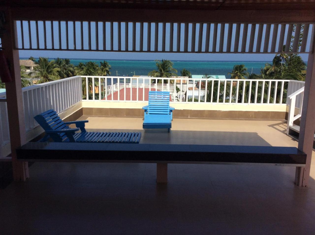 China Town Hotel Cayo Caulker Exterior foto